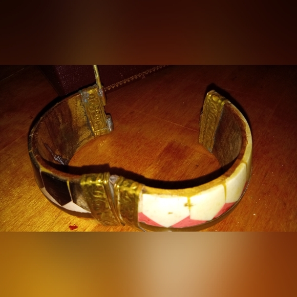 Vintage Wood and Metal Bracelet w/pin to close. Really beautiful - Picture 5 of 8